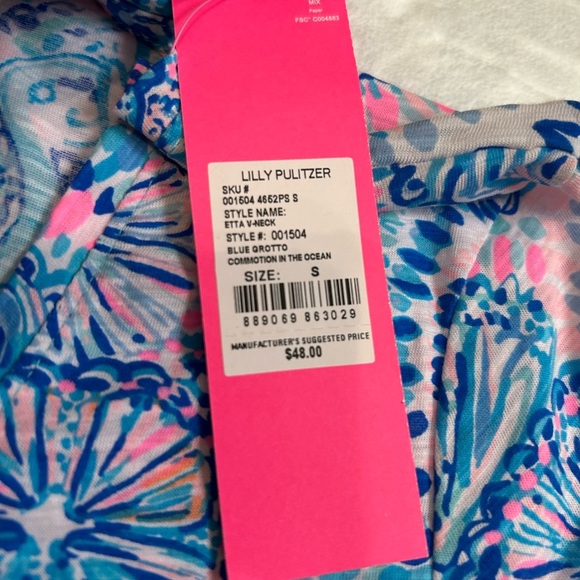Lilly Pulitzer Etta V-Neck Tee - Picture 8 of 8